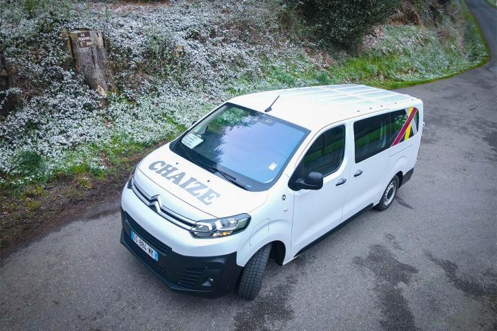 Transport en minibus Le Chambon-Feugerolles