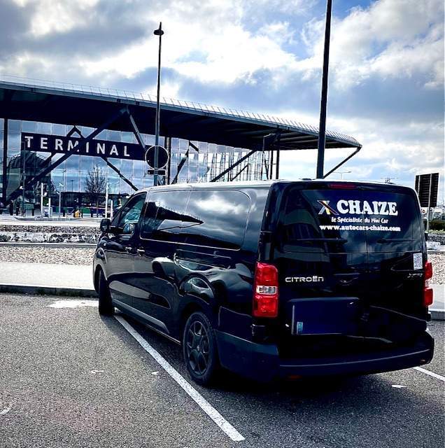 Navette aéroport Le Chambon-Feugerolles