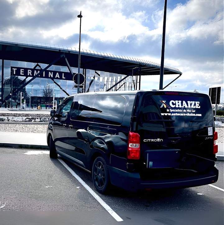 Des transferts sur demande pour vous accompagner à l’aéroport et gare de votre choix.